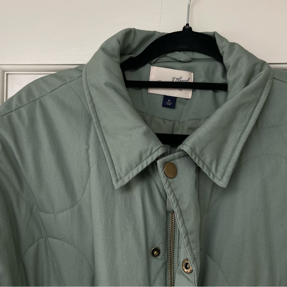 Universal Thread Quilted Utility Jacket in Light Green - Picture 2 of 4